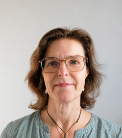Heilpraktikerin Katrin Horn Schmerztherapie Fürstenwalde Portrait